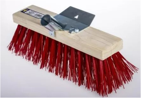 BALAI PVC CANTONNIER